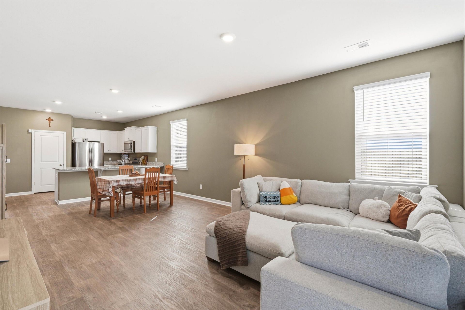 1014 Peridote Way Photo 13