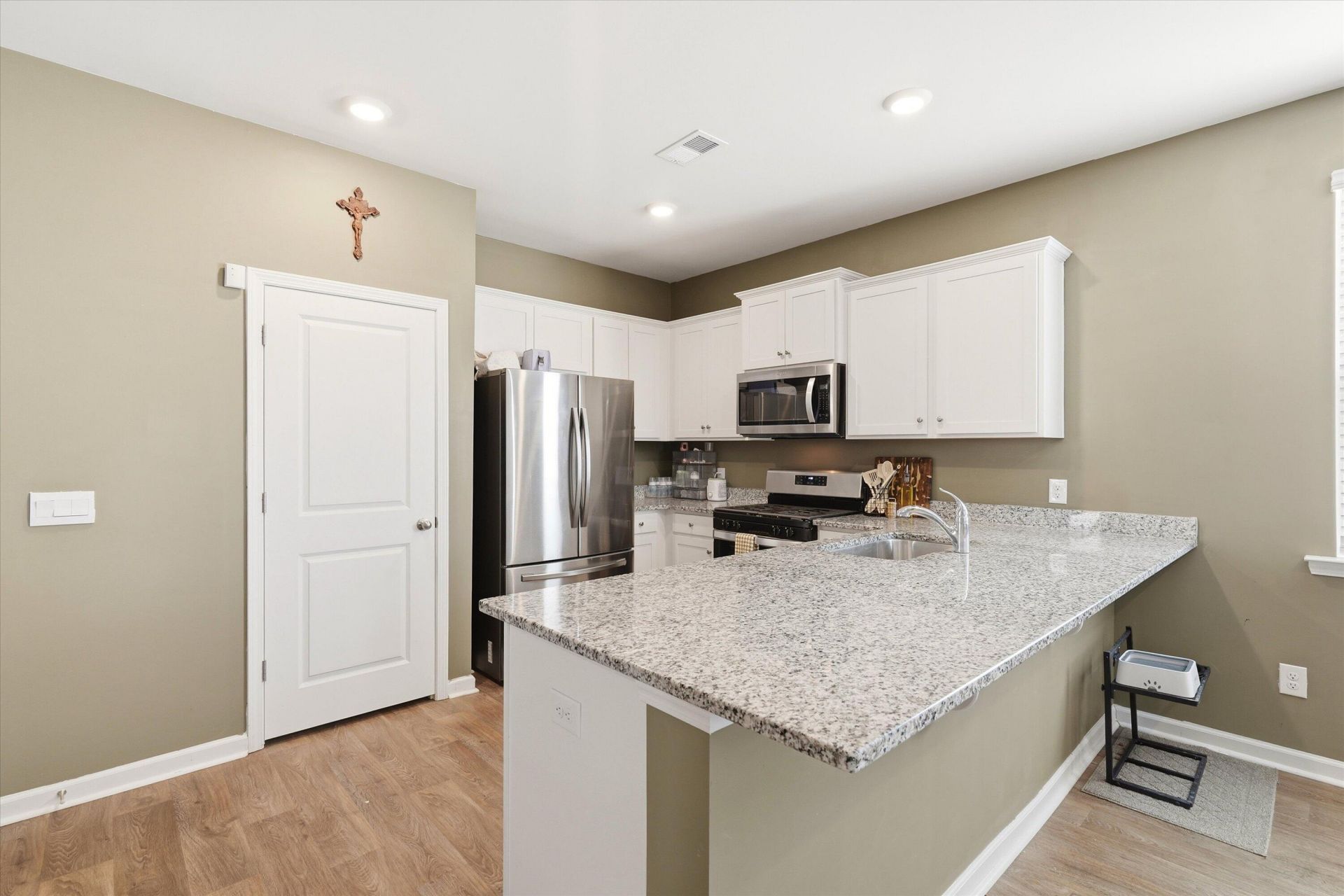 1014 Peridote Way Photo 6