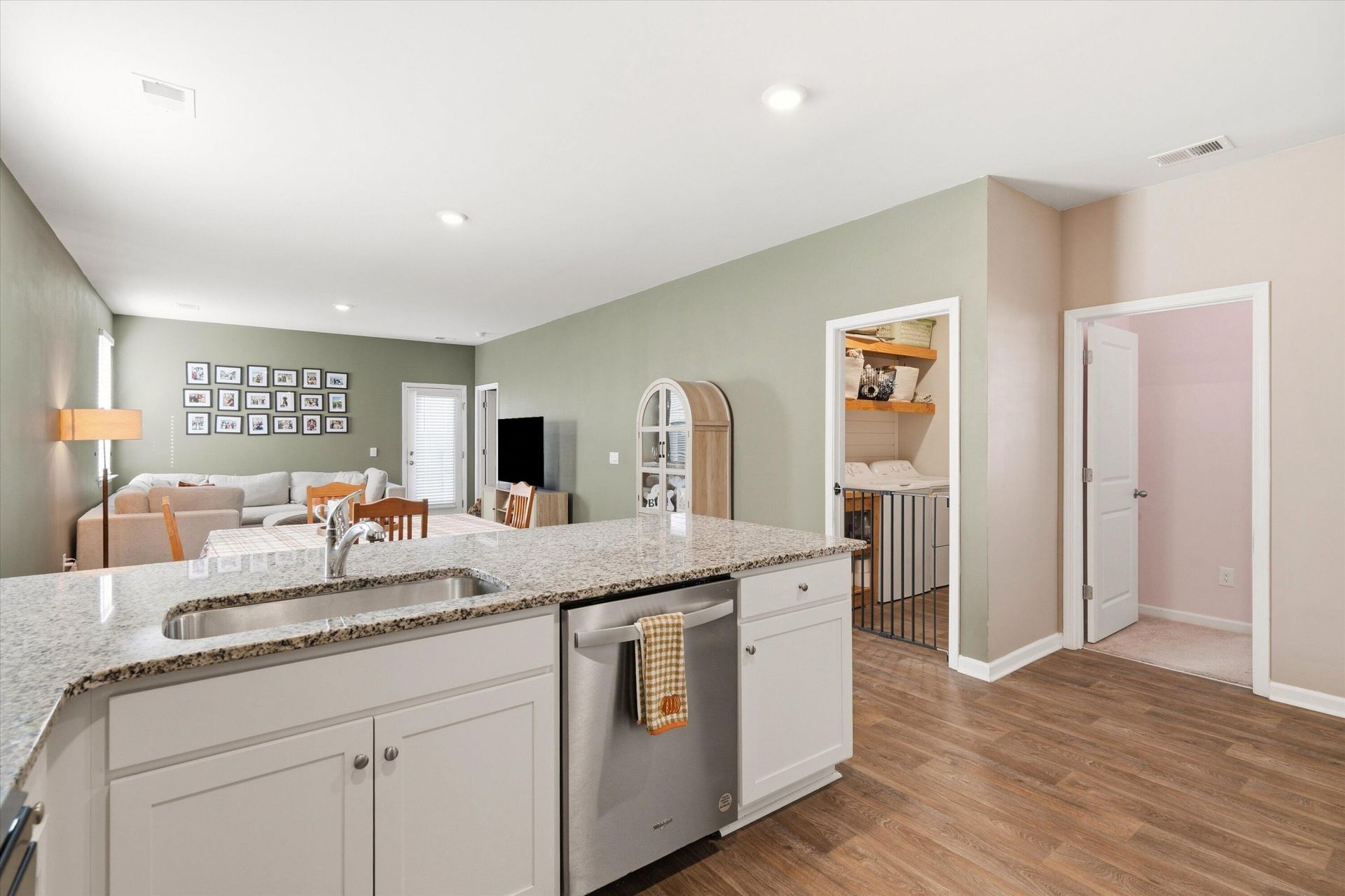 1014 Peridote Way Photo 8
