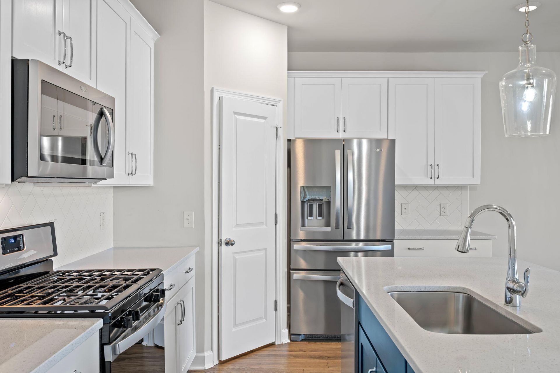 412 Carrara Drive Photo 36