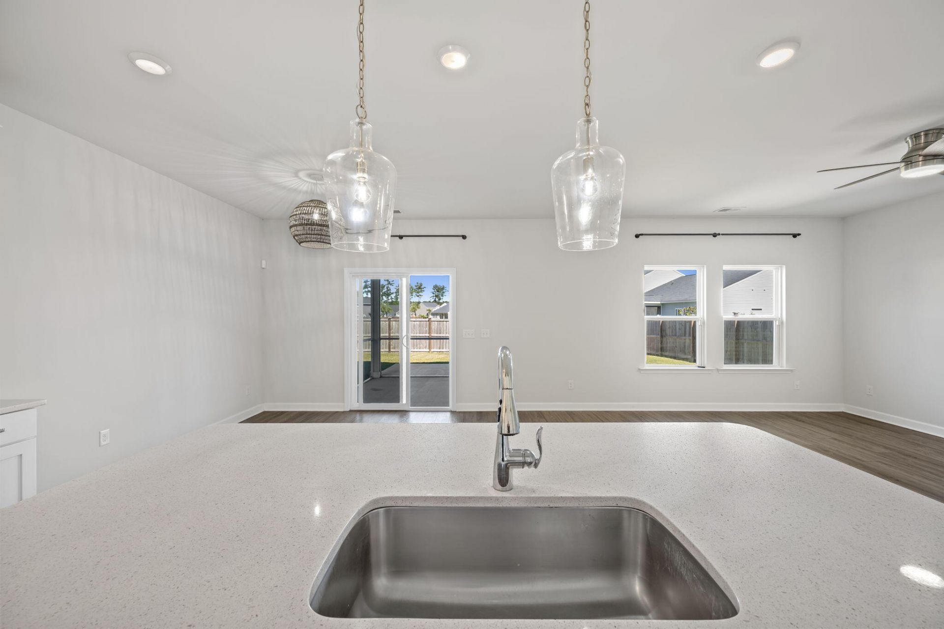 412 Carrara Drive Photo 37