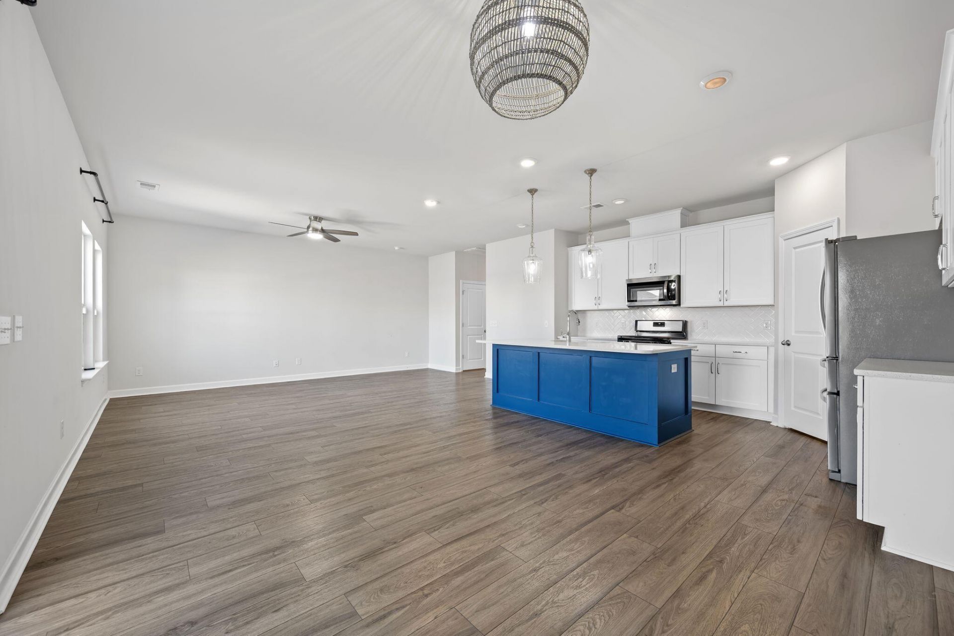 412 Carrara Drive Photo 43