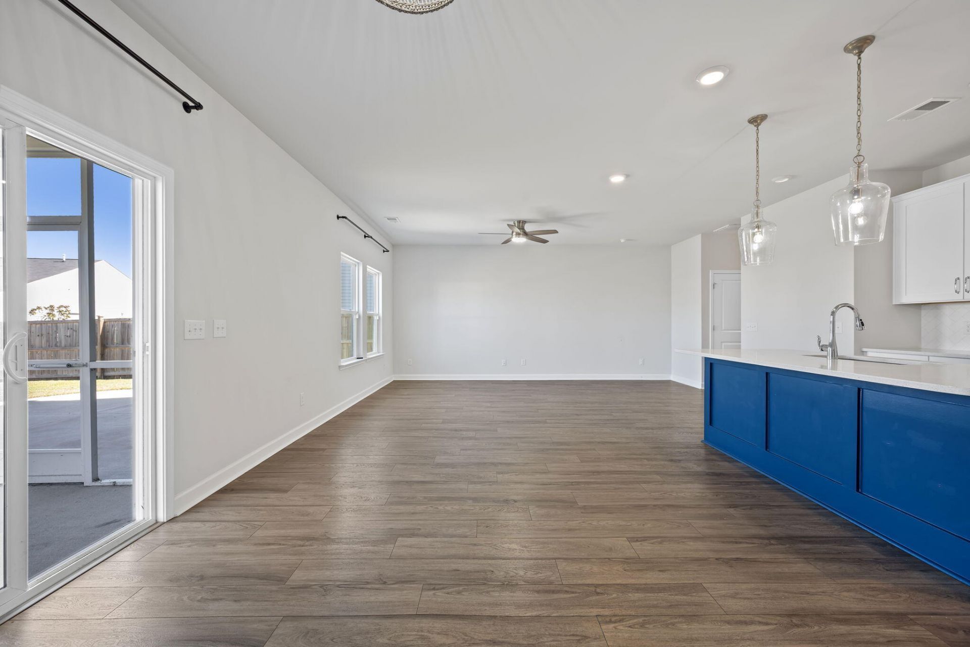 412 Carrara Drive Photo 44