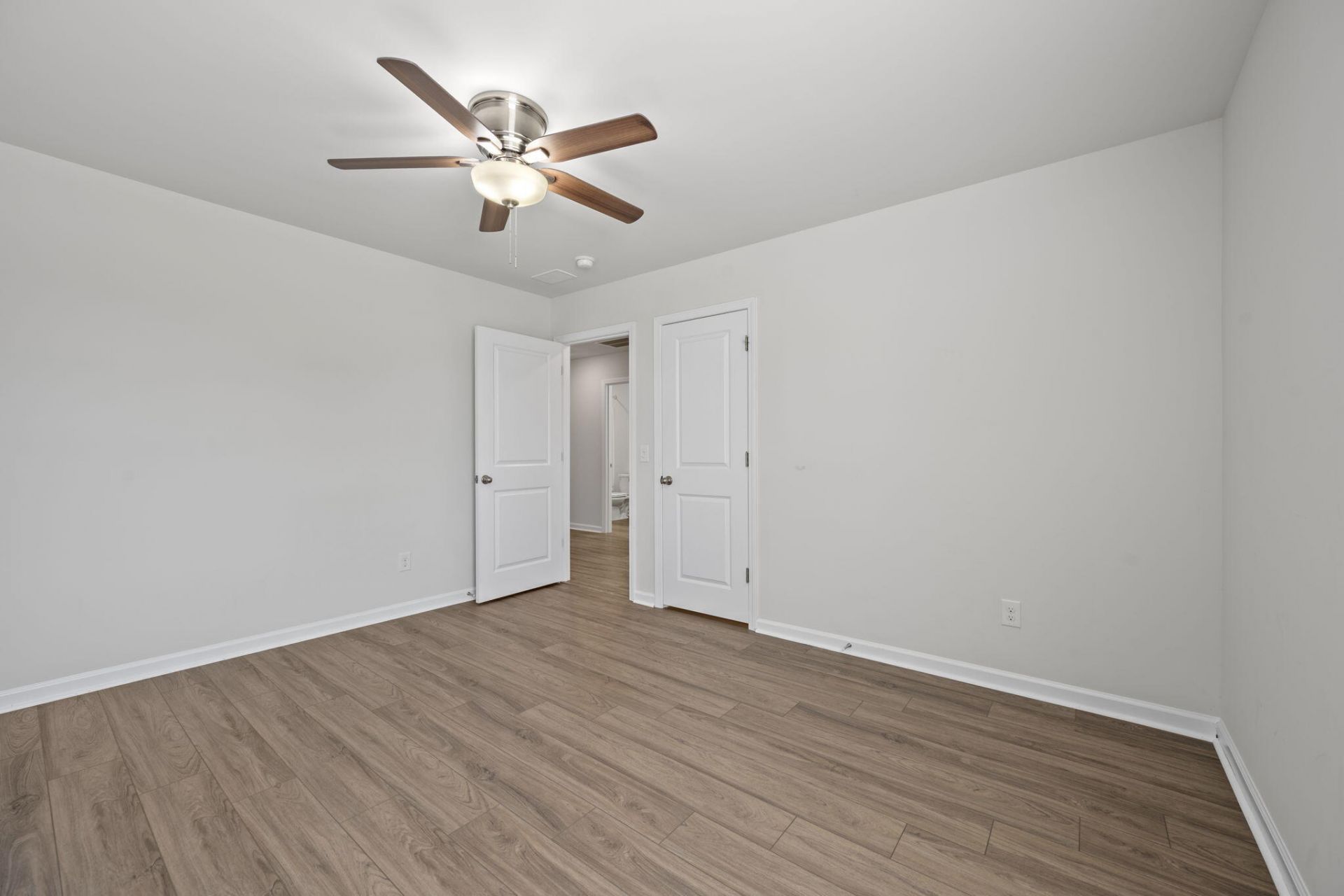 412 Carrara Drive Photo 61