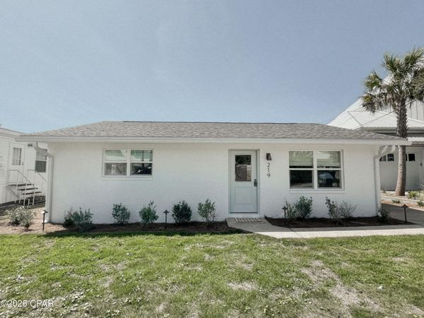 219 Casa Place , Panama City Beach, FL 32413