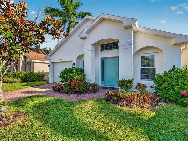3516 Magenta CT, Unit 15, NAPLES, FL 34112
