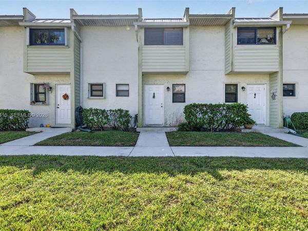 9423 S Ocean Dr, Unit 80, Jensen Beach, FL 34957