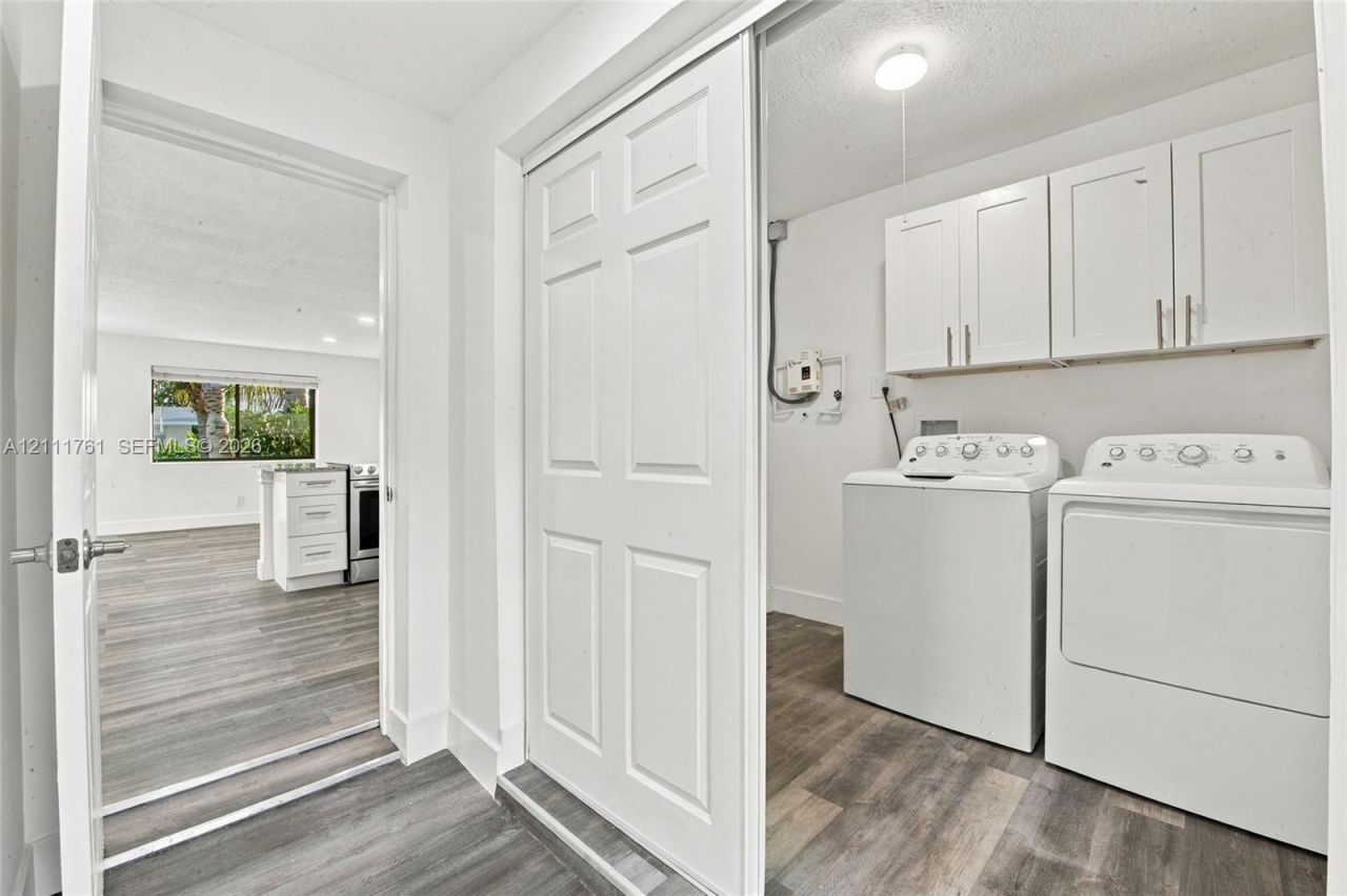 6971 SW 19th St , North Lauderdale, FL 33068 Photo