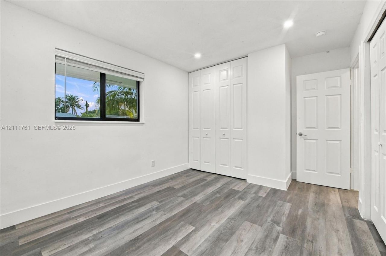 6971 SW 19th St , North Lauderdale, FL 33068 Photo