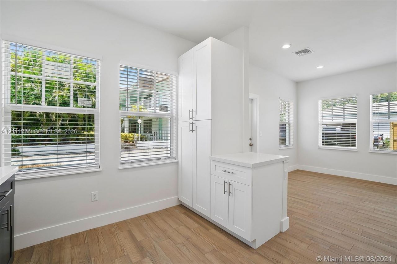 711 N L St , Unit 2, Lake Worth, FL 33460 Photo