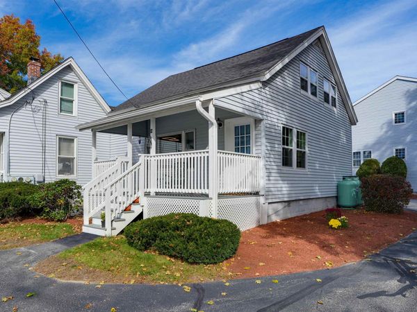 107 Franklin Street Extension, Unit 12, Derry, NH 03038