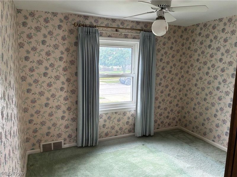 8812 Torrance Avenue, Brooklyn, OH 44144 Photo 13