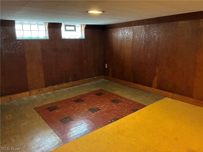 8812 Torrance Avenue, Brooklyn, OH 44144 Photo 21