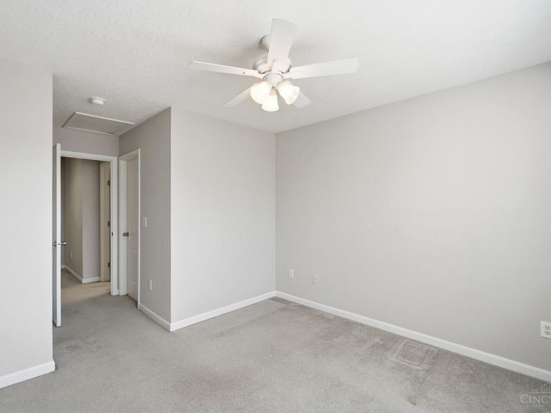 9230 Great Lakes Circle, Washington Township, OH 45458 Photo 35