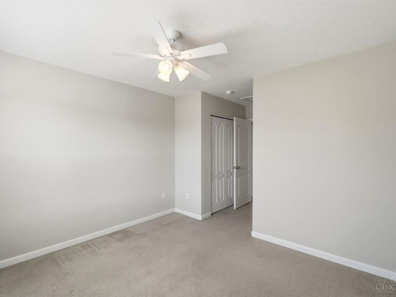 9230 Great Lakes Circle, Washington Township, OH 45458 Photo 36