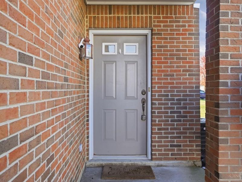 9230 Great Lakes Circle, Washington Township, OH 45458 Photo 4