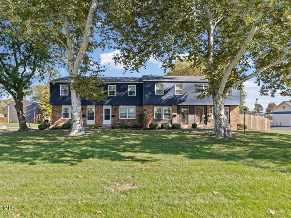 6048 N Summit Street, Toledo, OH 43611