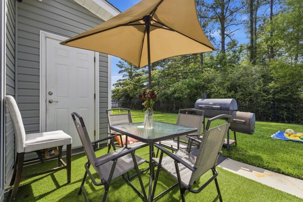 3659 Clay Pond Village Ln.  Photo 8