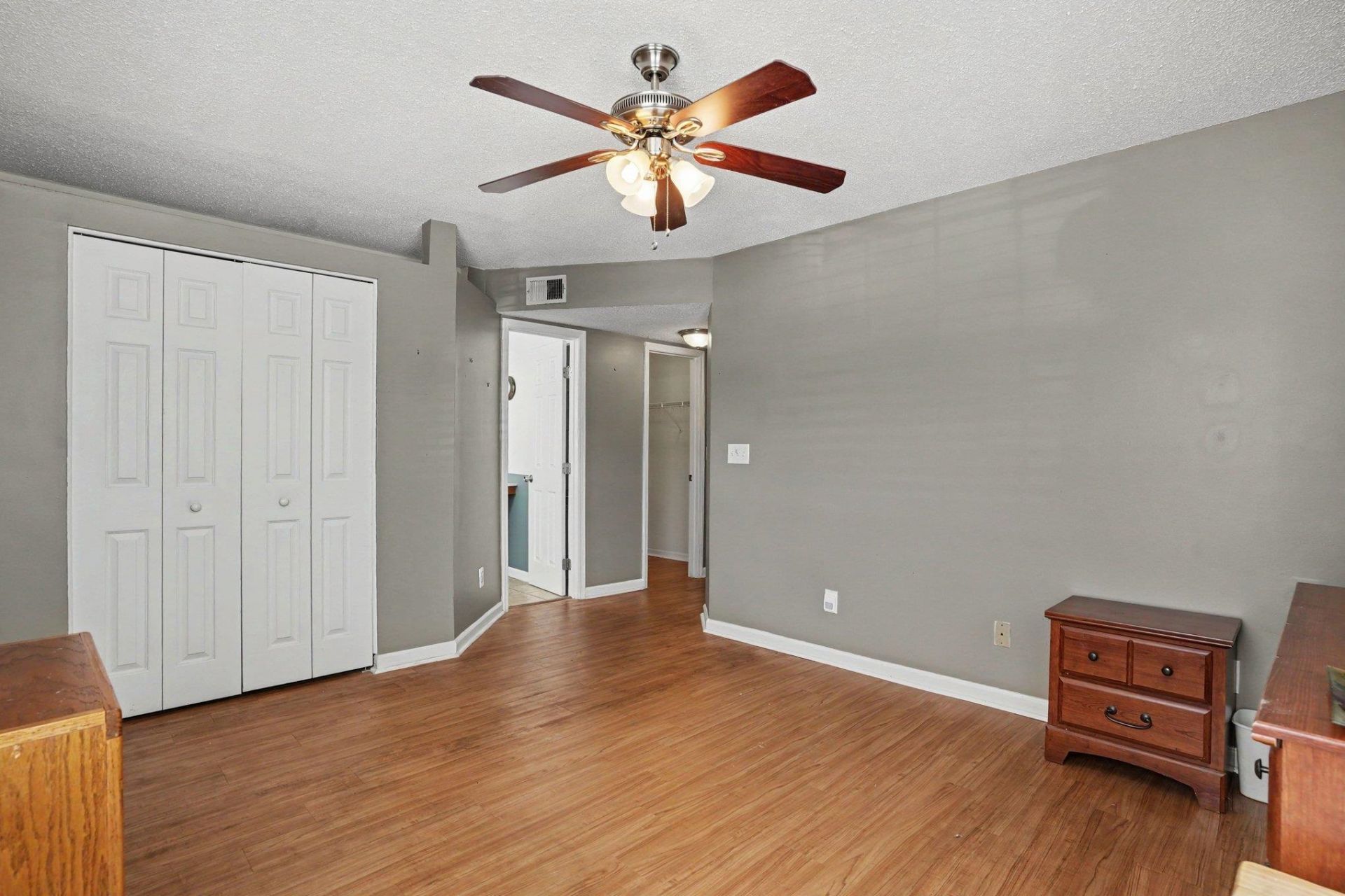 2276 Essex Dr.  Photo 22