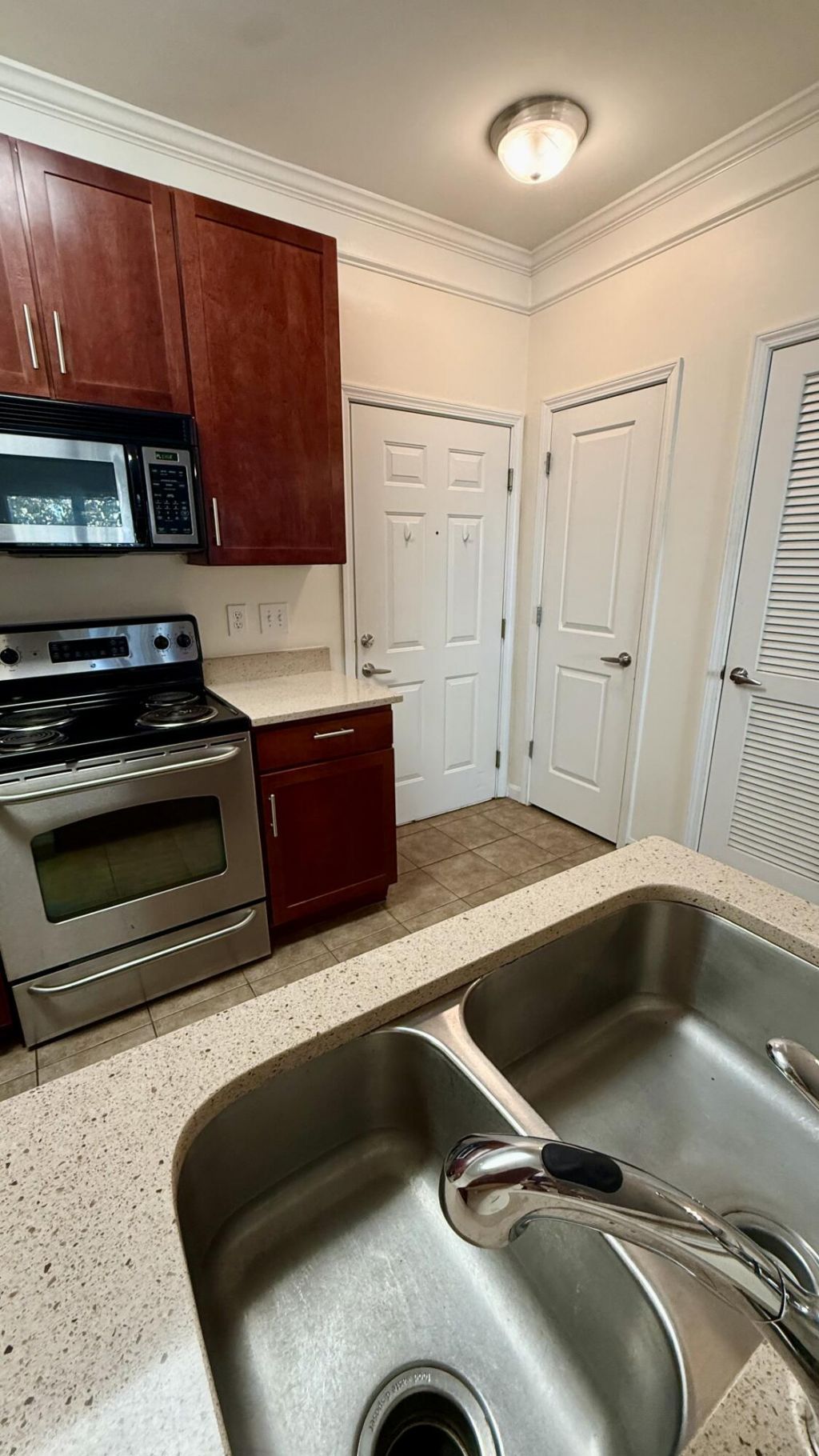 1755 Central Park Road Photo 14