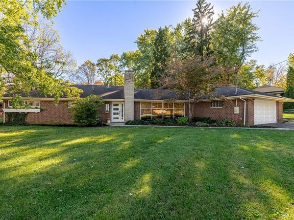 3663 Cedarwood Lane, Beavercreek, OH 45430