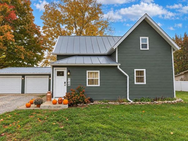 706 S Wayne Street, Hamilton, IN 46742