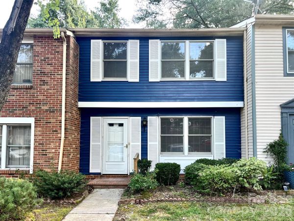 8234 Knights Bridge Road , Charlotte, NC 28210