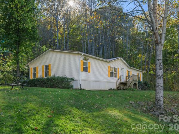 106 Nunnehi Trail , Waynesville, NC 28786