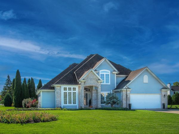 6401 Wembly Ln, Mount Pleasant, WI 53406