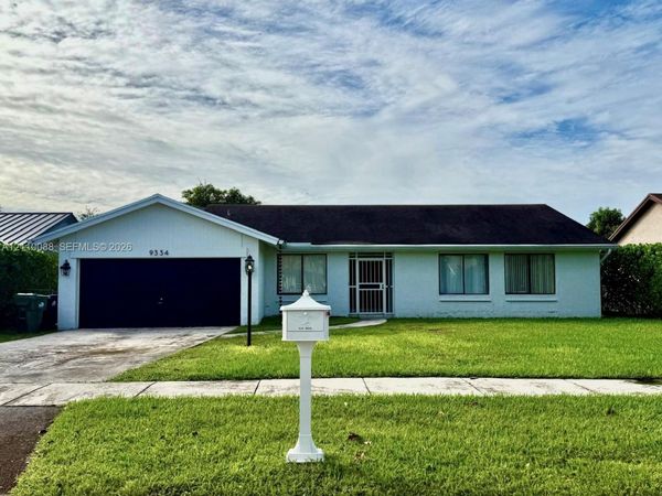9334 SW 171st Ter , Palmetto Bay, FL 33157