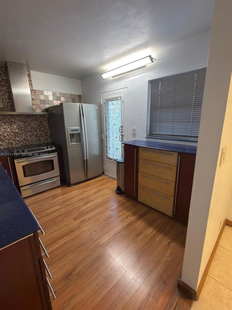 900 NE 12th Ave, Unit 401, Hallandale Beach, FL 33009 Photo