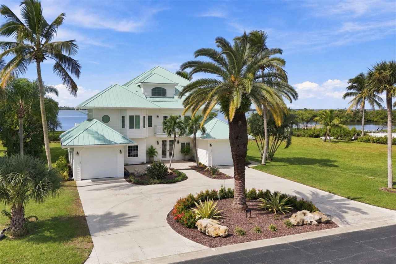 9781 Eagle Preserve Drive, Englewood, FL 34224 Photo