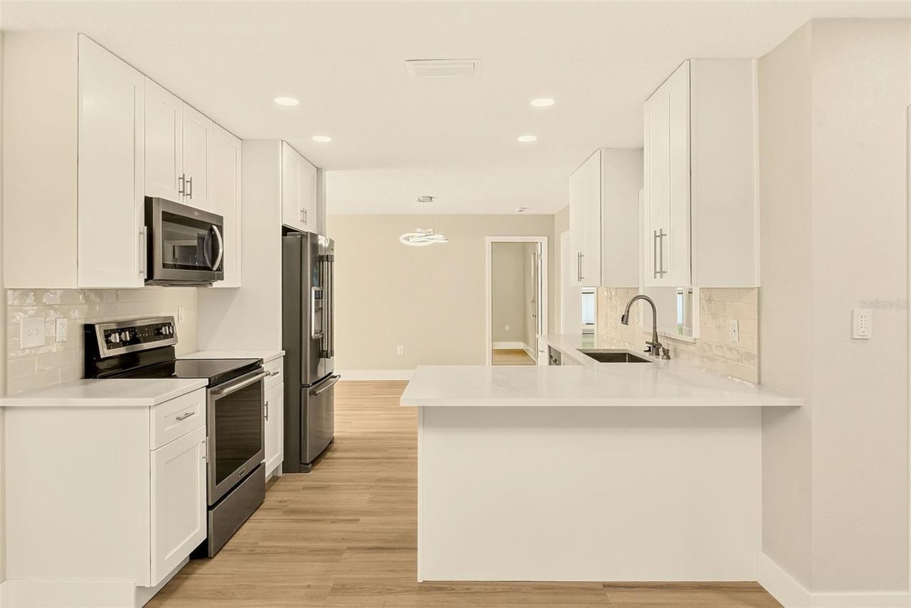 1902 42nd Street W, Bradenton, FL 34205 Photo