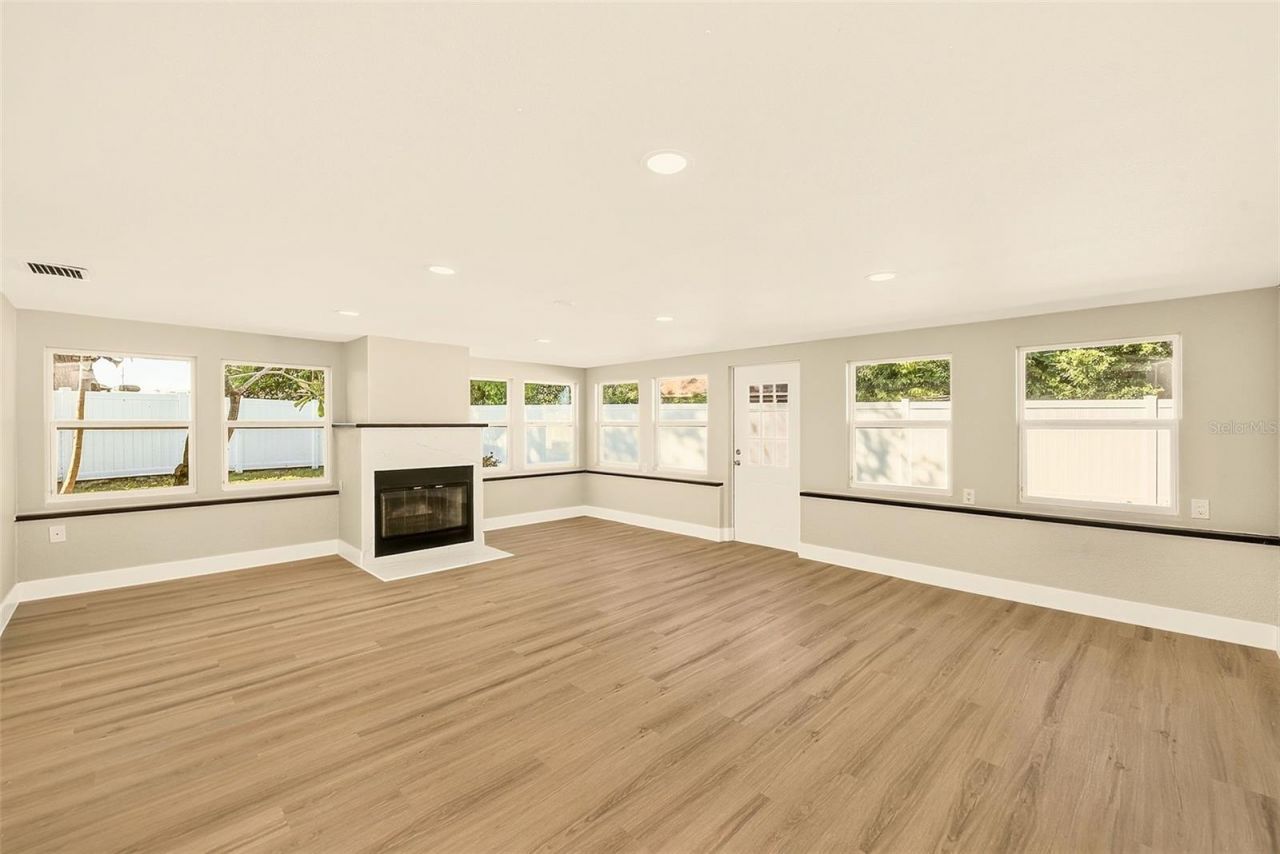 1902 42nd Street W, Bradenton, FL 34205 Photo