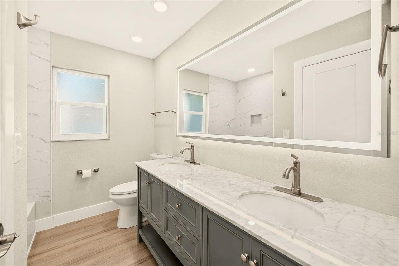 1902 42nd Street W, Bradenton, FL 34205 Photo