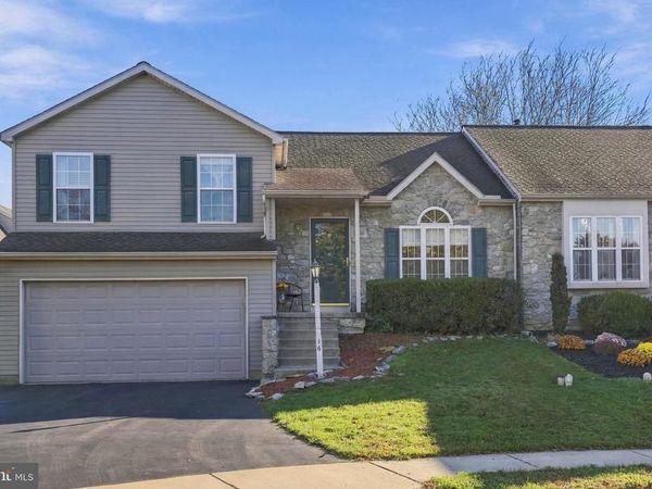 16 PEBBLE CREEK DRIVE , LITITZ, PA 17543