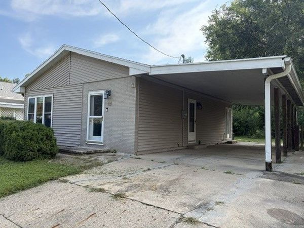 704 Lane Avenue , Norwalk, IA 50211