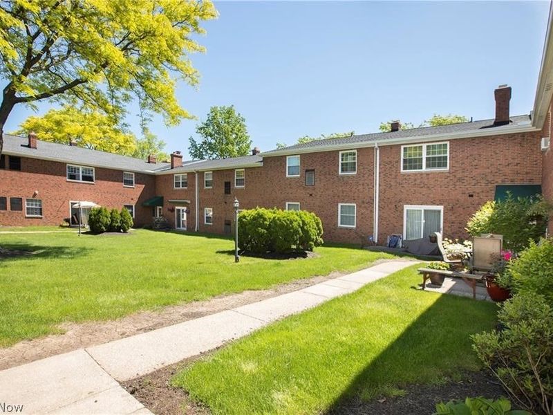 2854 Pease Drive, Unit 104s, Rocky River, OH 44116 Photo 21