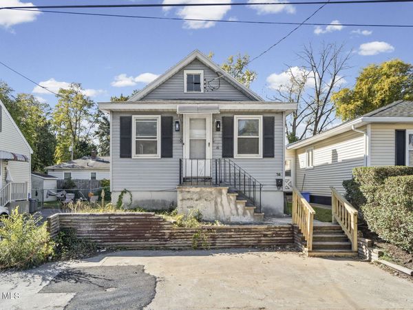 16 Lyric Avenue, Albany, NY 12205