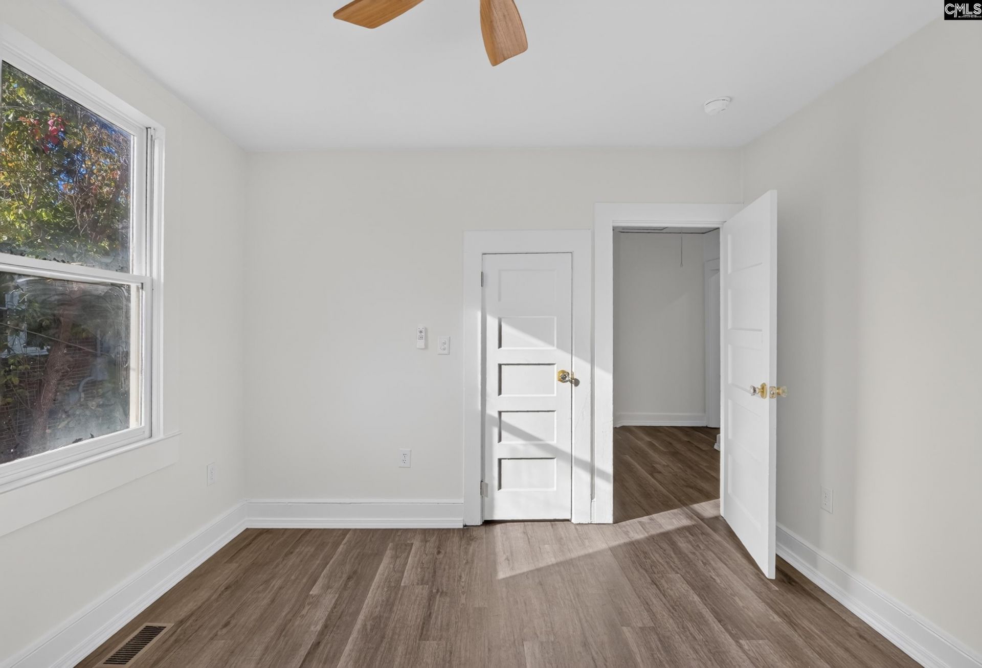 2511 Clark Street  Photo 14
