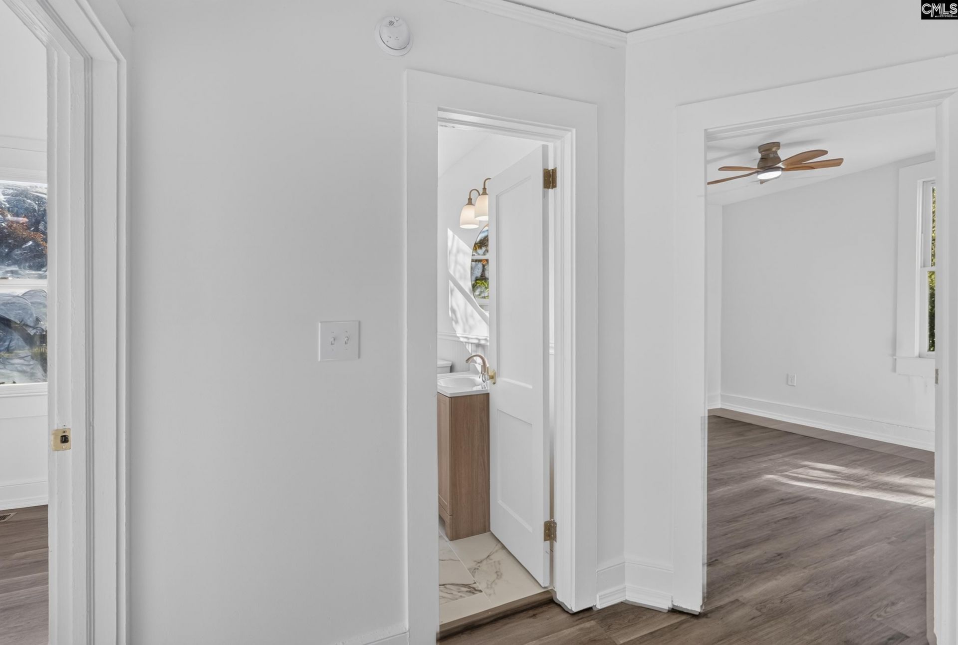 2511 Clark Street  Photo 17