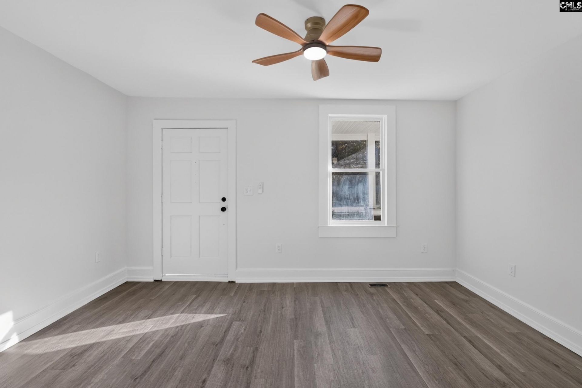2511 Clark Street  Photo 6