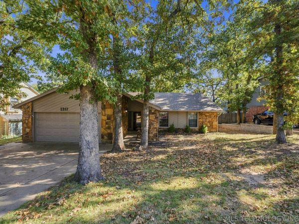 3217 Bermuda Avenue , Sand Springs, OK 74063