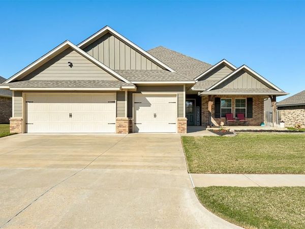 14213 Kamber Drive, Yukon, OK 73099