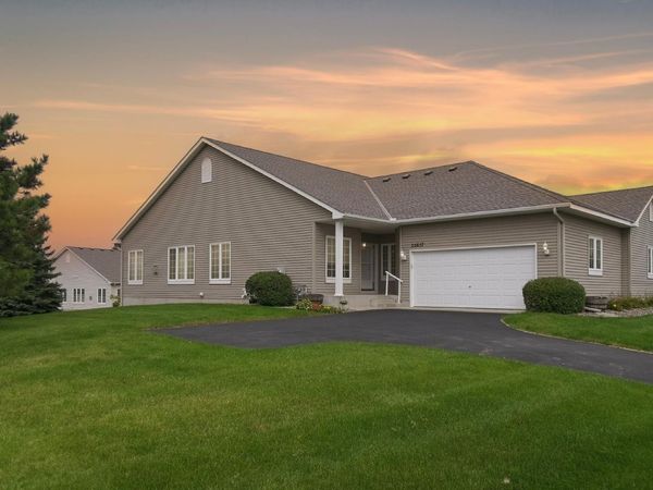 20657 Eastview Avenue , Farmington, MN 55024