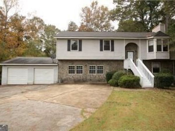 5960 Bluebonnet Circle, South Fulton, GA 30349