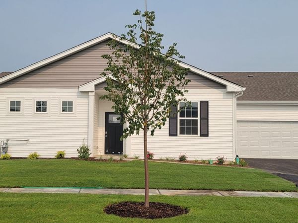 6464 Maple Glen Drive , Wonder Lake, IL 60097