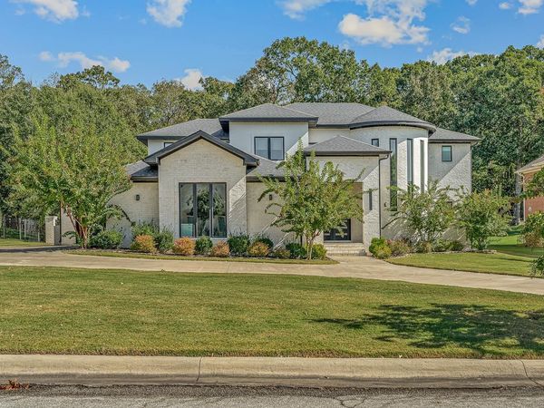 3403 Lacoste Drive, Jonesboro, AR 72404