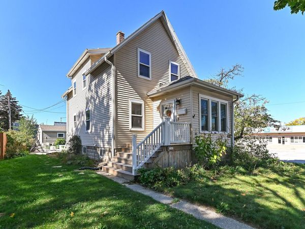 2305 S 83rd STREET, West Allis, WI 53219