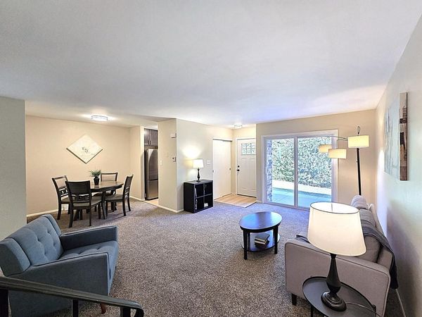 3961 W College AVENUE, Milwaukee, WI 53221